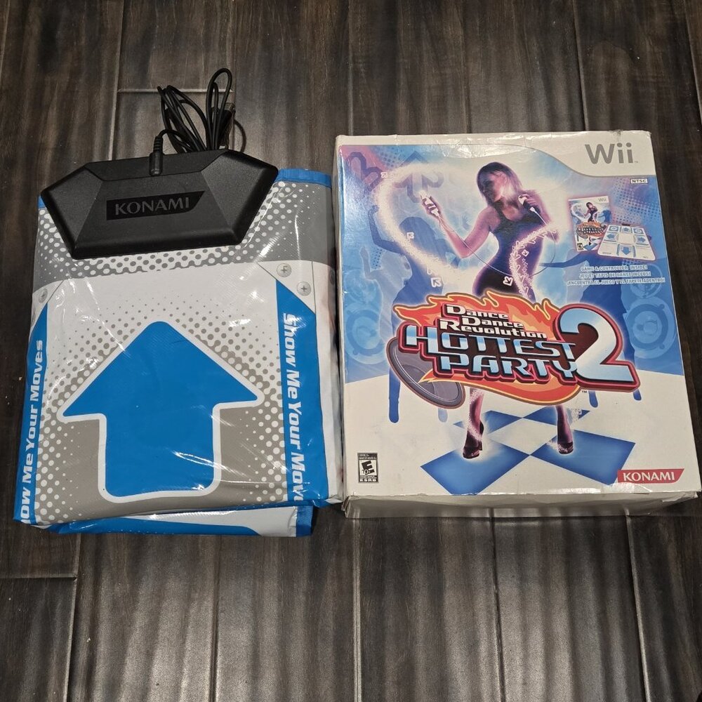 Dance Dance Revolution Hottest Party 2 (Nintendo Wii) Completr w/ 2 MATs KONAMI